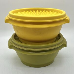 Vintage Lot 2 Tupperware Servalier 1323 Small Bowls & Lids Harvest Green Yellow